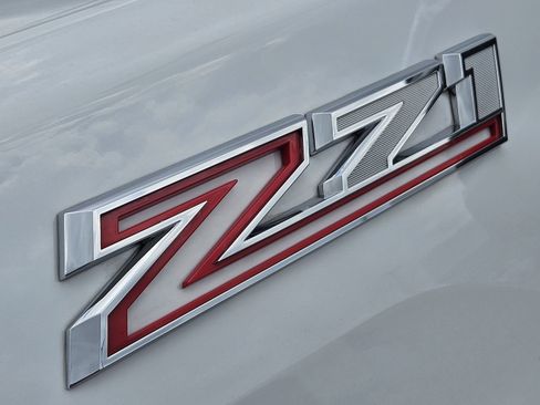 Used 2024 Chevrolet Silverado 2500 LTZ w/ LTZ Convenience Package AWD/4WD image 16