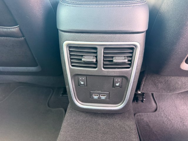 Used 2022 Dodge Charger R/T w/ Plus Group RWD image 27