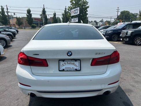 Used 2020 BMW 530i xDrive w/ Premium Package AWD/4WD image 5