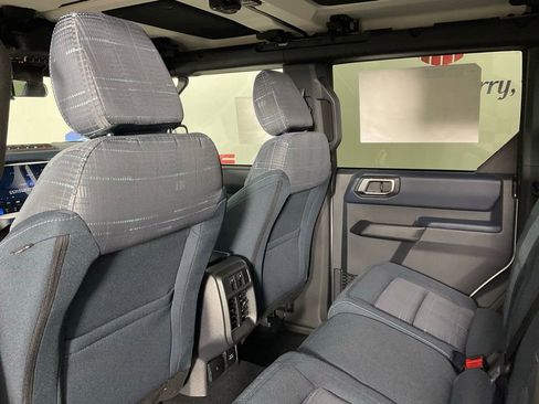 New 2026 Ford Bronco Heritage Edition AWD/4WD image 15