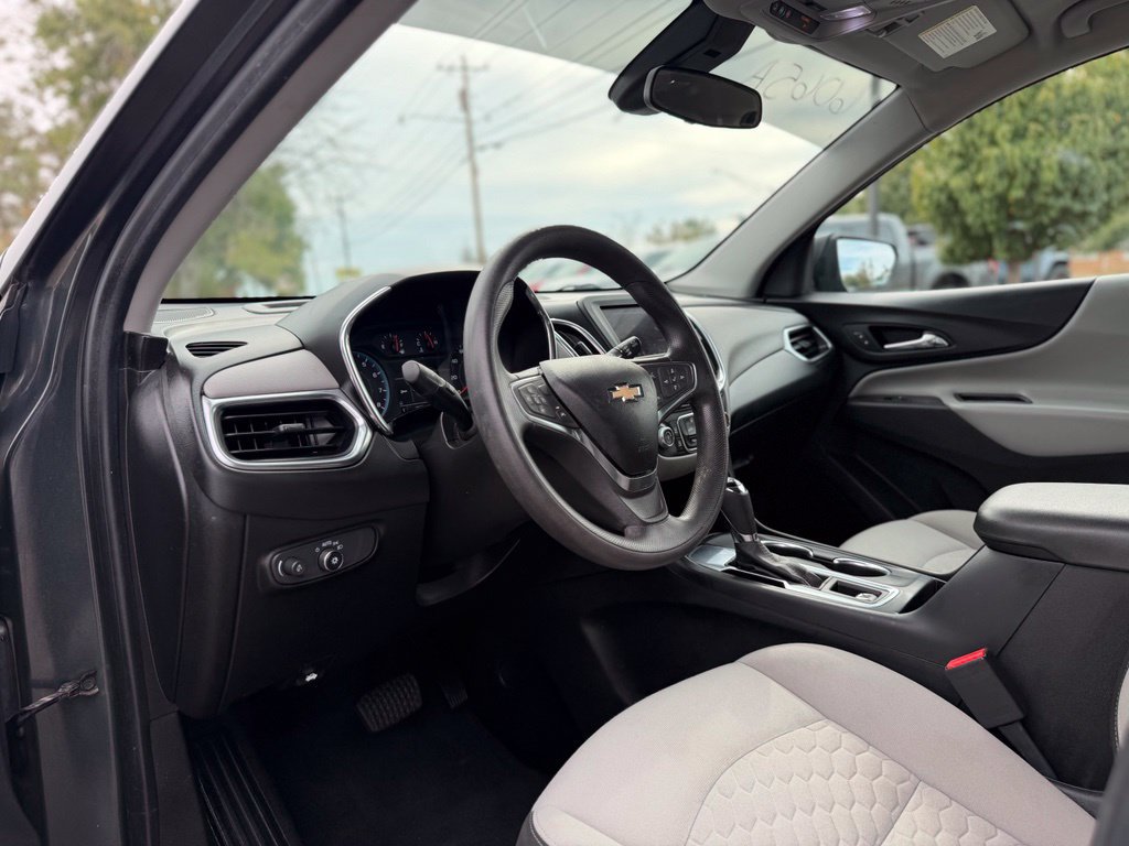 Used 2021 Chevrolet Equinox LS FWD image 13
