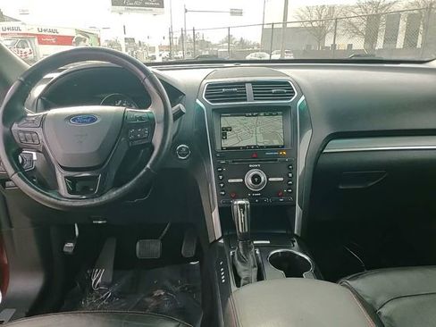 Used 2016 Ford Explorer Sport image 11