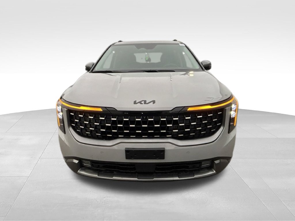 Certified 2026 Kia Carnival SX FWD image 9