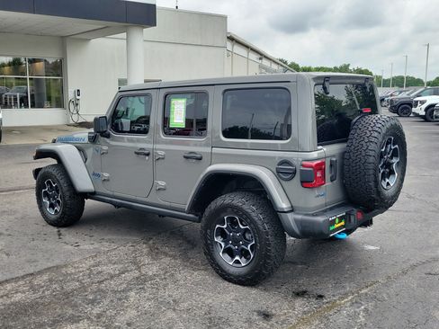 Used 2022 Jeep Wrangler Unlimited Rubicon 4xe w/ Steel Bumper Group AWD/4WD image 3