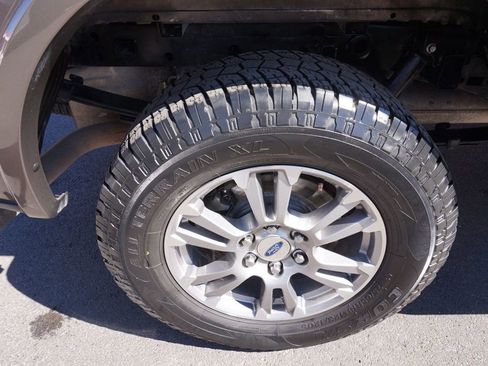 Used 2018 Ford F150 Lariat image 14