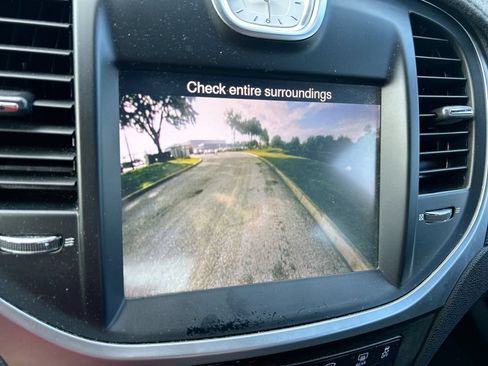 Used 2013 Chrysler 300 C w/ Light Group AWD/4WD image 23
