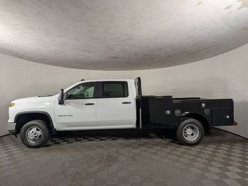 New 2025 Chevrolet Silverado 3500 W/T w/ WT Convenience Package AWD/4WD image 3
