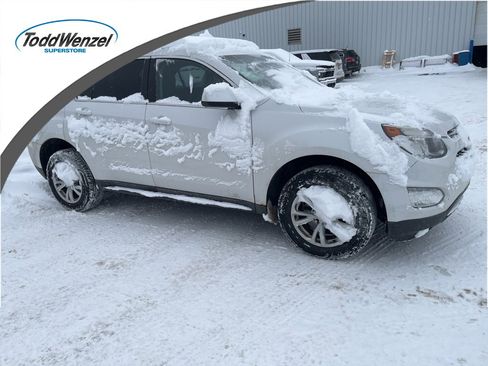 Used 2017 Chevrolet Equinox LT w/ Convenience Package image 1