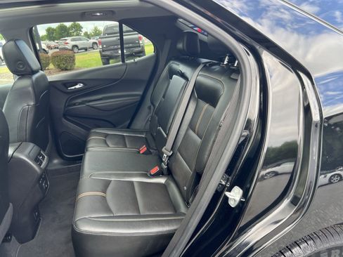 Used 2023 Chevrolet Equinox Premier AWD/4WD image 24