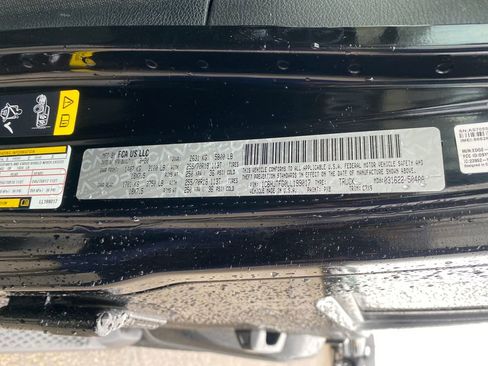 Used 2020 Jeep Gladiator Overland image 27