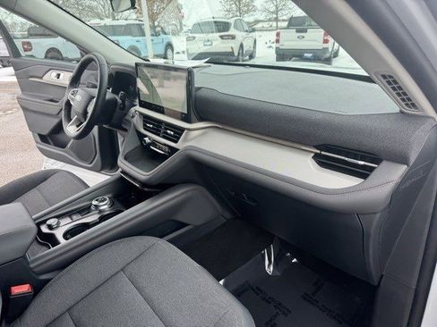 Certified 2025 Ford Explorer Active image 35