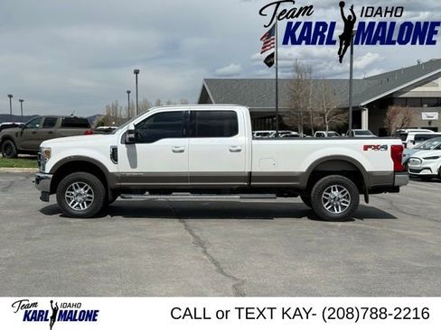 Used 2019 Ford F350 Lariat w/ Lariat Value Package AWD/4WD image 2