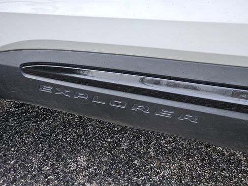 Certified 2021 Ford Explorer ST w/ Equipment Group 401A image 8