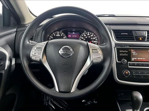 Used 2016 Nissan Altima 2.5 S w/ Power Driver Seat Package FWD image 5