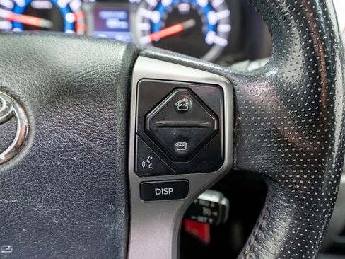 Used 2014 Toyota 4Runner SR5 Premium image 25