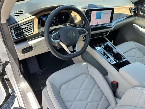 New 2026 Volkswagen Atlas SE AWD/4WD image 10