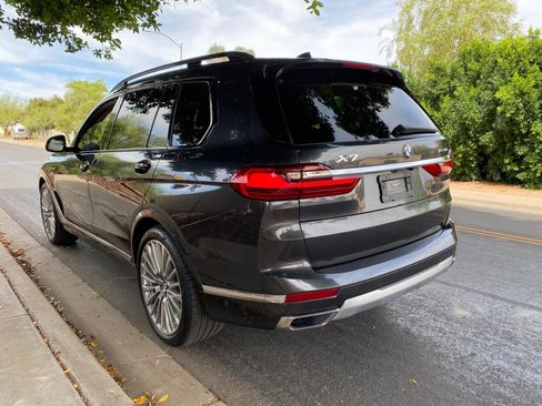 Used 2020 BMW X7 xDrive40i w/ Premium Package AWD/4WD image 14