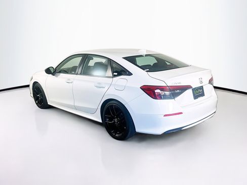 Used 2023 Honda Civic Sport image 5