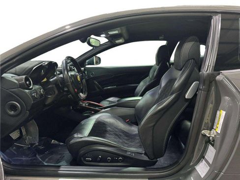 Used 2014 Ferrari FF image 26