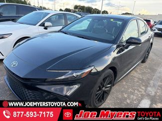 Used 2025 Toyota Camry SE FWD video 1