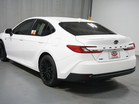 Certified 2025 Toyota Camry LE w/ Convenience Package image 6