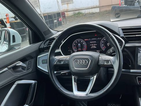 Used 2020 Audi Q3 2.0T Premium Plus w/ Premium Plus Package image 23