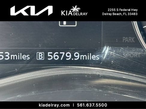 Used 2021 Nissan Kicks SR FWD image 30