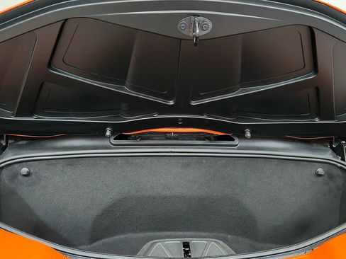 Certified 2021 Chevrolet Corvette Stingray Premium Conv w/ Z51 Performance Package RWD image 17