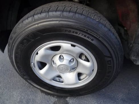 Used 2023 Toyota Tacoma SR image 16