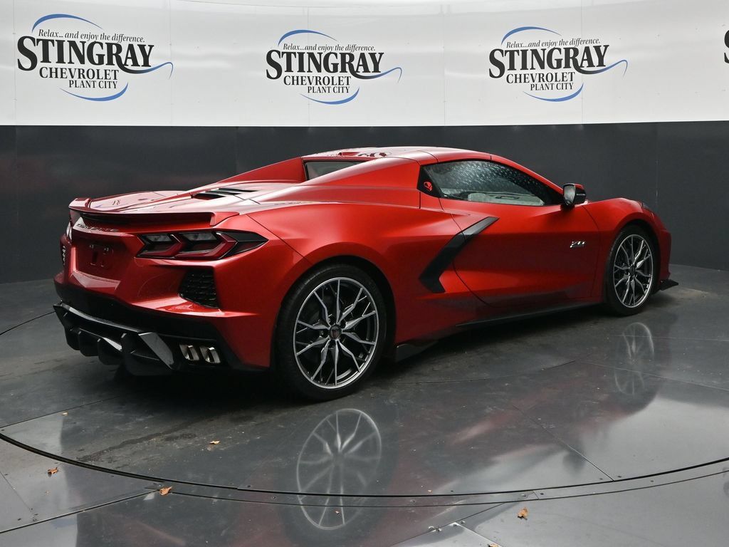 Used 2023 Chevrolet Corvette Stingray Convertible RWD image 7