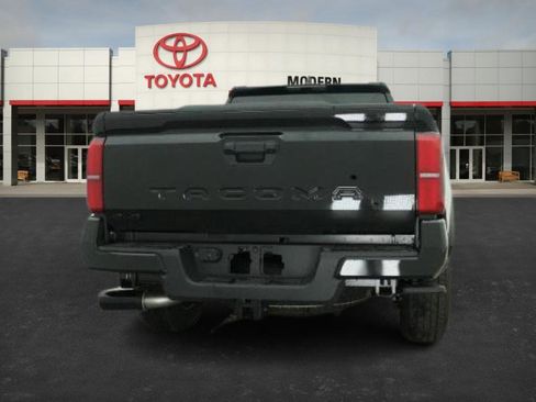 New 2025 Toyota Tacoma TRD Sport image 17