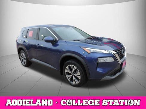 Used 2023 Nissan Rogue SV FWD image 3