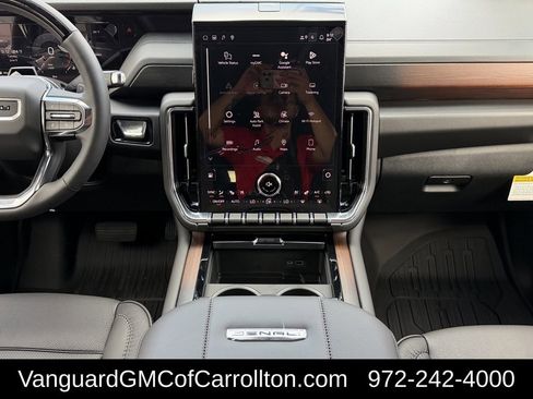 New 2026 GMC Yukon XL Denali w/ Denali Reserve Package AWD/4WD image 13