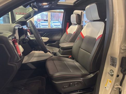 New 2026 GMC Canyon AT4X image 9