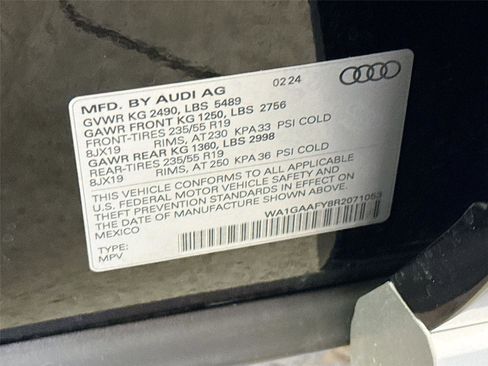 Certified 2024 Audi Q5 2.0T Premium w/ Convenience Package AWD/4WD image 32