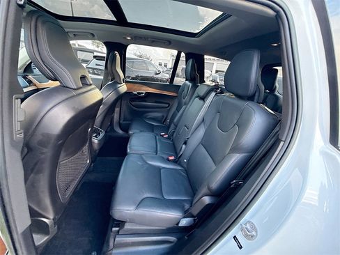 Used 2023 Volvo XC90 B5 Plus w/ Protection Package Premier image 27