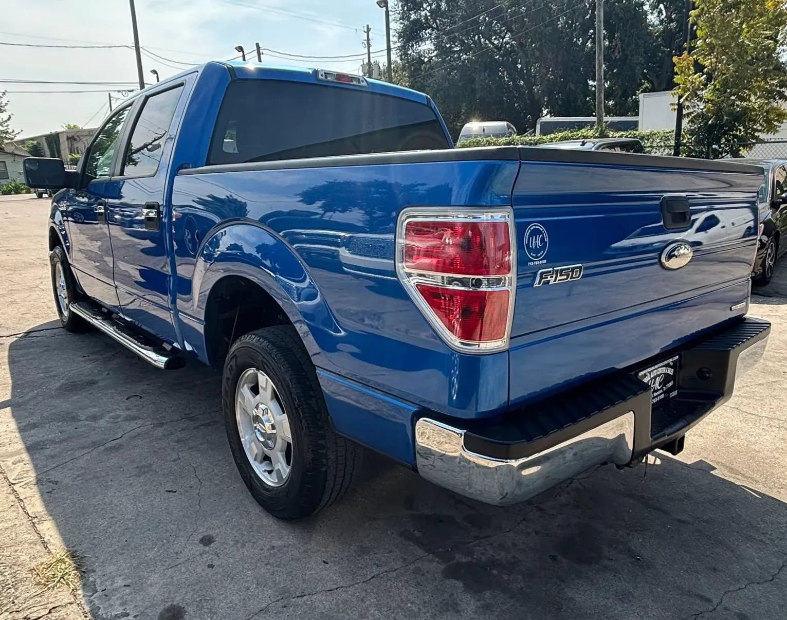 Used 2011 Ford F150 XLT w/ Trailer Tow Pkg RWD image 3