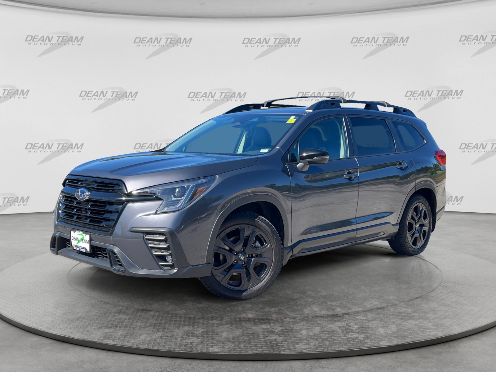 Used 2023 Subaru Ascent Onyx Edition AWD/4WD image 3