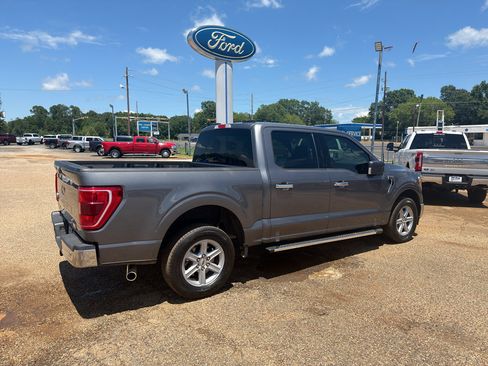 Used 2022 Ford F150 XLT w/ Equipment Group 302A High RWD image 5