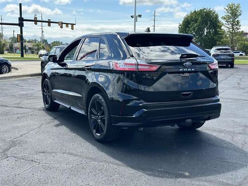 Used 2024 Ford Edge ST-Line w/ Class II Trailer Tow Package AWD/4WD image 5