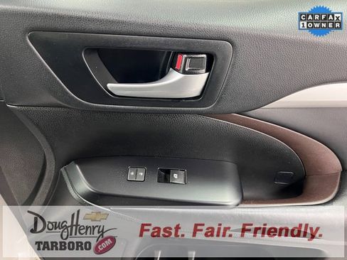 Used 2018 Toyota Highlander XLE image 44