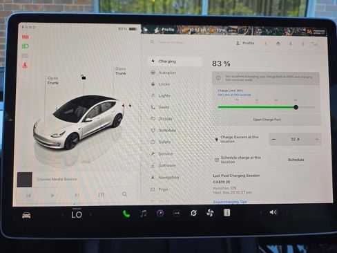 Used 2023 Tesla Model 3 Standard Range image 44