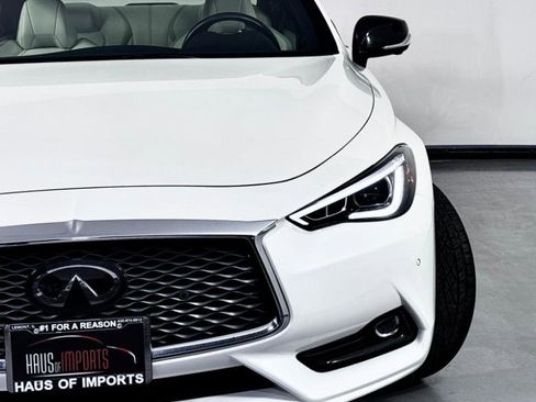 Used 2020 INFINITI Q60 Red Sport 400 w/ Carbon Fiber Package image 6