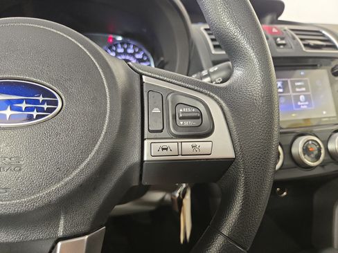 Used 2018 Subaru Forester 2.5i Premium AWD/4WD image 16