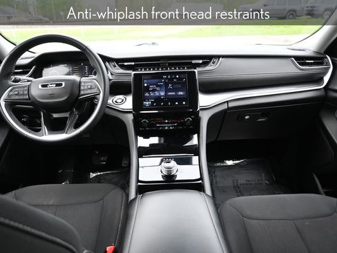 Used 2023 Jeep Grand Cherokee L Laredo image 22