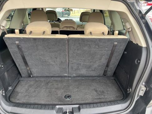 Used 2012 Dodge Journey SXT w/ Flexible Seating Group image 18