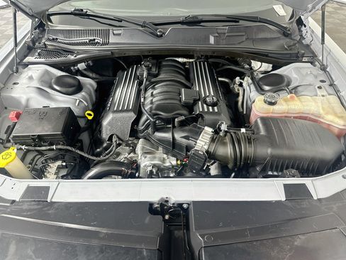 Used 2022 Dodge Challenger R/T Scat Pack w/ Driver Convenience Group RWD image 31