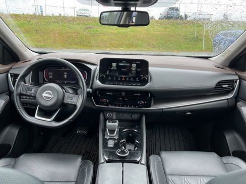 Used 2023 Nissan Rogue Platinum w/ Platinum Premium Package image 13