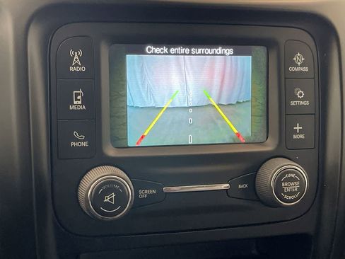 Used 2016 Jeep Cherokee Sport image 17