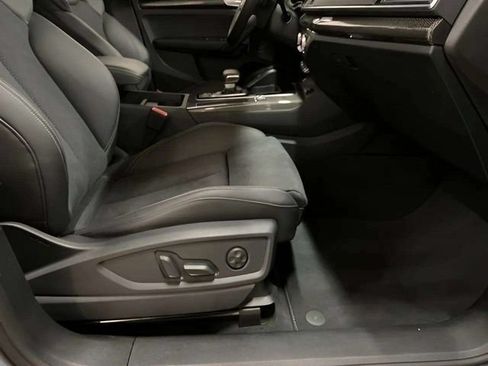 Used 2024 Audi SQ5 Premium w/ Convenience Package AWD/4WD image 80